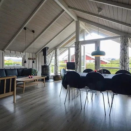 Four-bedroom In Nyaraló *