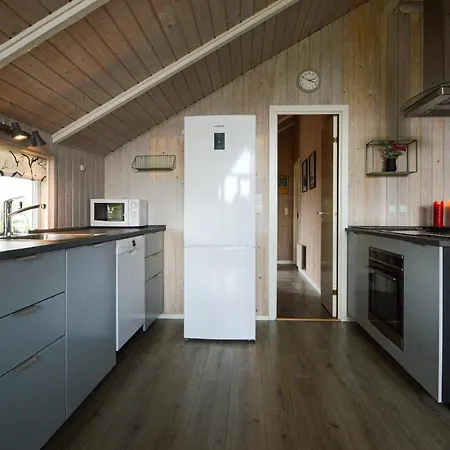 4 Bedroom Stunning In Hejls